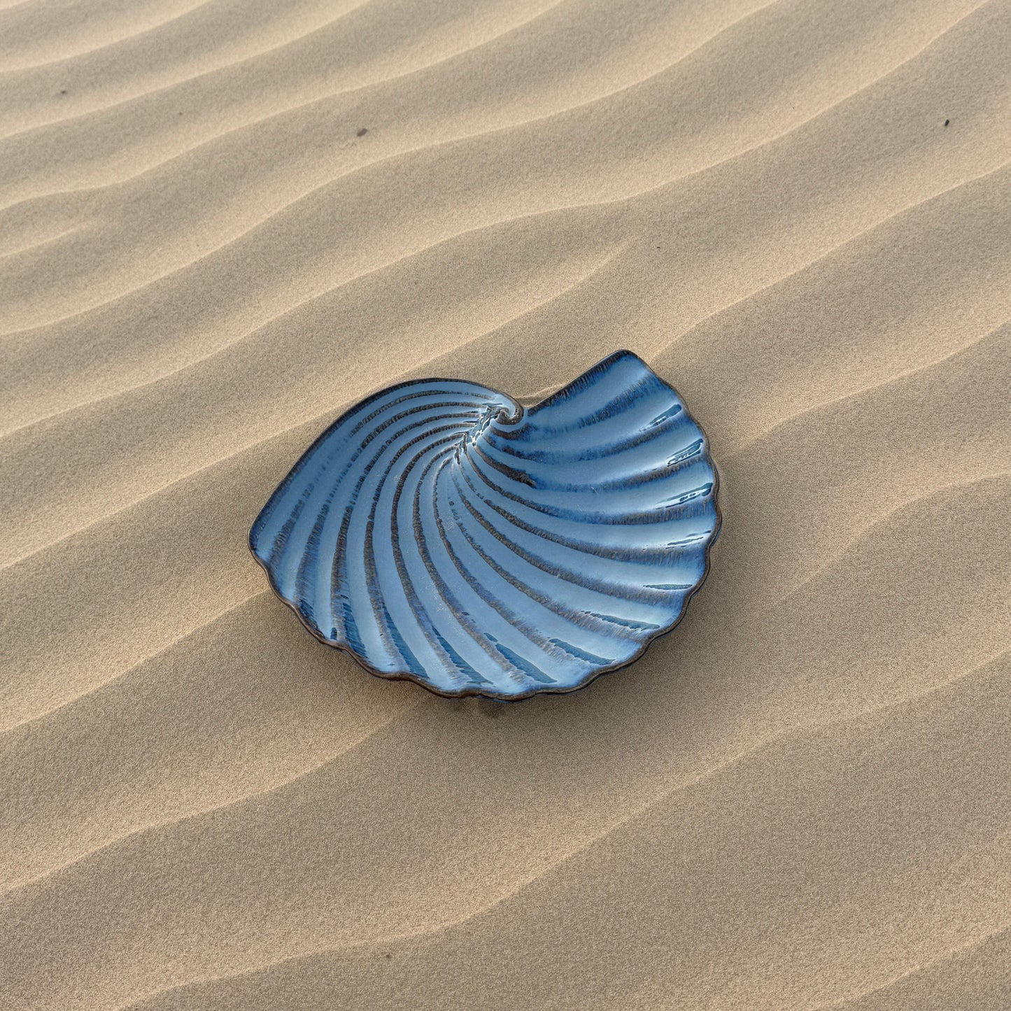 Wave Handmade Ceramic Serving Platter (Medium)