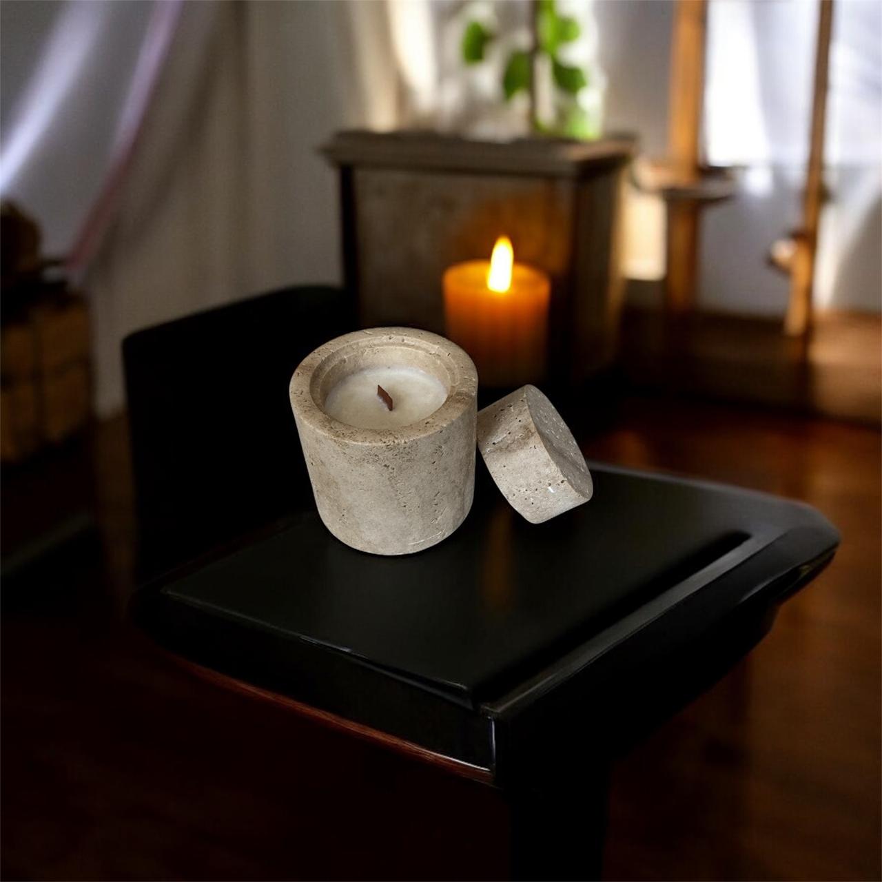 Luxury Marble Soy Wax Candle Jar with Lid - Oud
