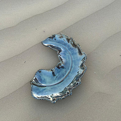 Olive Leaf – Handcrafted Ceramic Leaf-Shaped Serving Platter