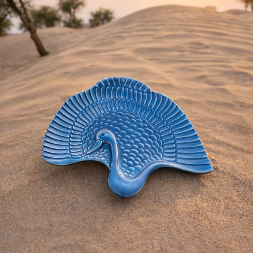 Feza – Artistic Ceramic Feather-Shaped Platter