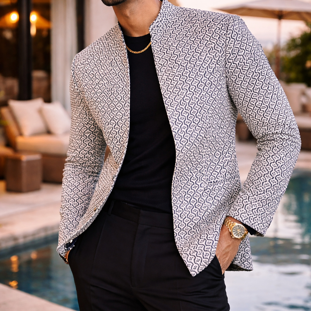 Nomad Handcrafted Jacket – Large (50 × 70 cm)