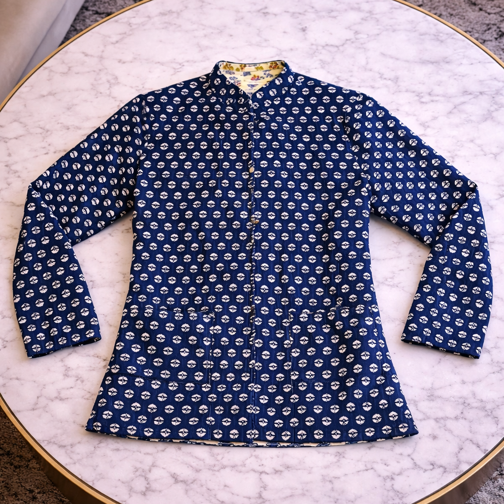 Lorien Handcrafted Jacket – Medium (69 × 48 cm)