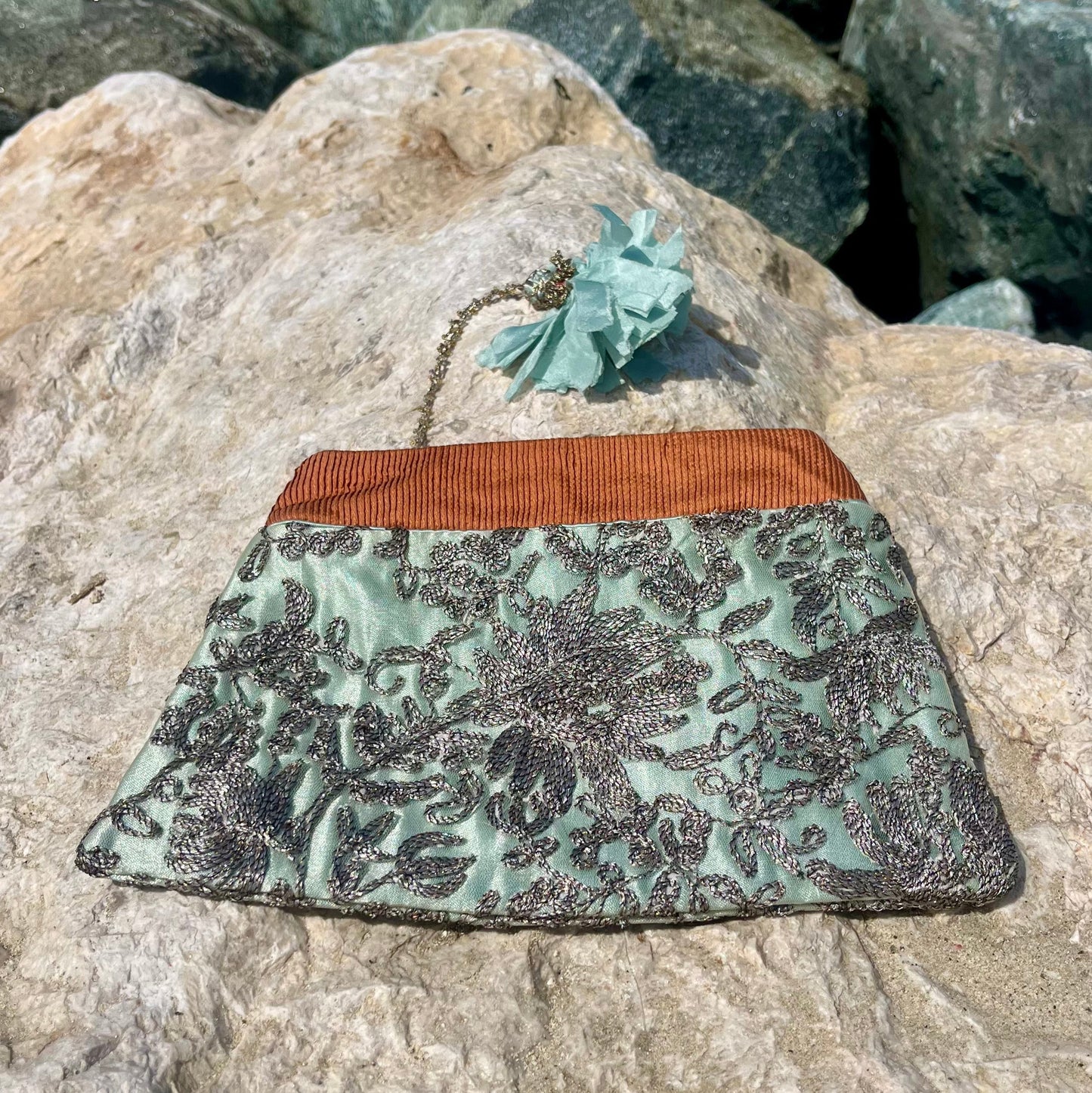 Naima Taaruf Handmade Clutch