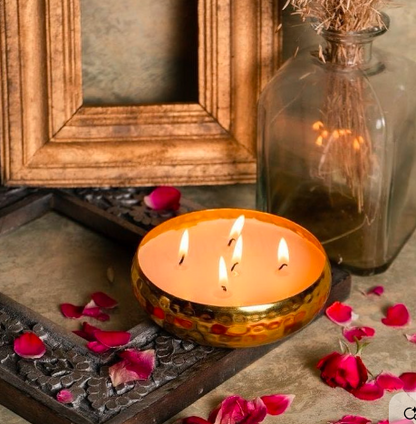 Celeste Urli Big Candle in Premium Velvet Gift Box - Oud fragrance