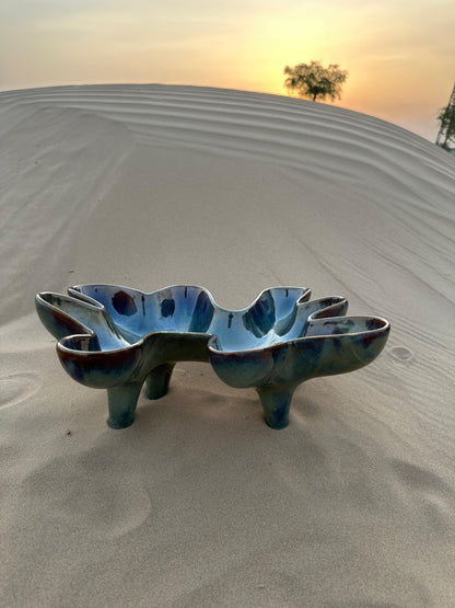 Azure Splash Organic Leaf Centrepiece Platter – 28 cm