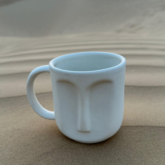 Wajh – Sculpted Face Ceramic Mug Single