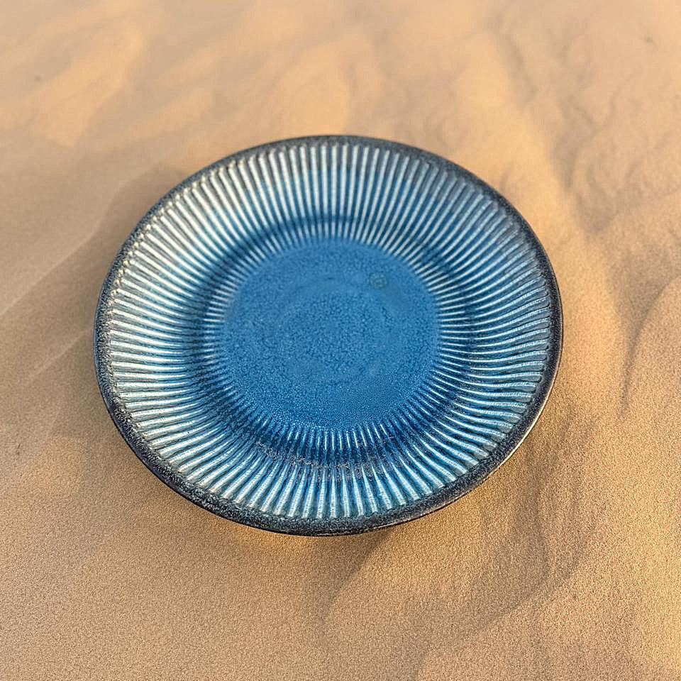 Sapphire Bloom – Oversized Round Ceramic Platter