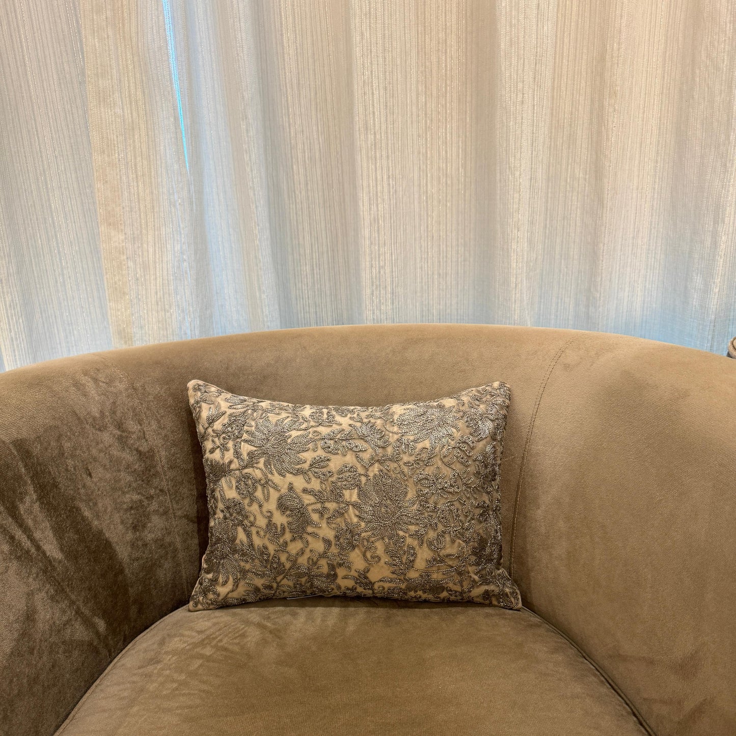 Mysaara Hand-Embroidered Silk Velvet Cushion – 30 x 40 cm