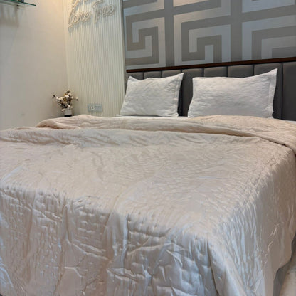 Cream Silk Quilted Bed Throw – 210 x 240 cm