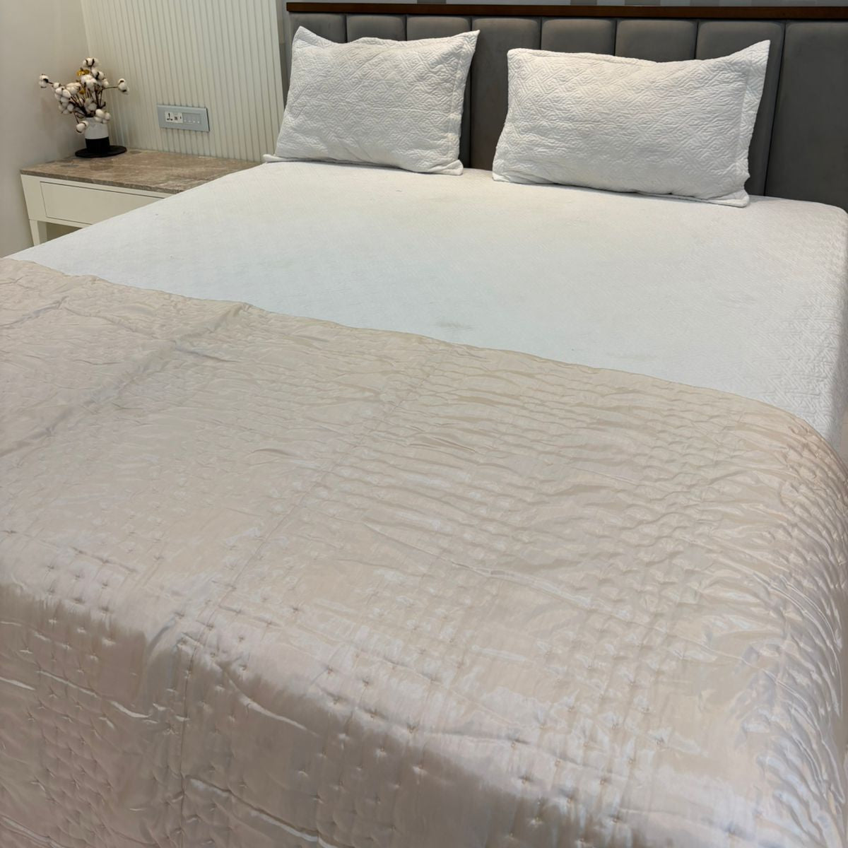 Cream Silk Quilted Bed Throw – 210 x 240 cm