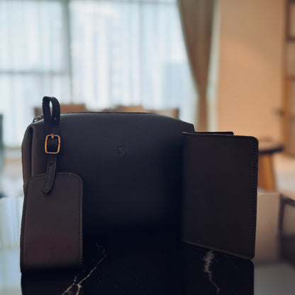The Black Voyage Premium Leather Gift Set