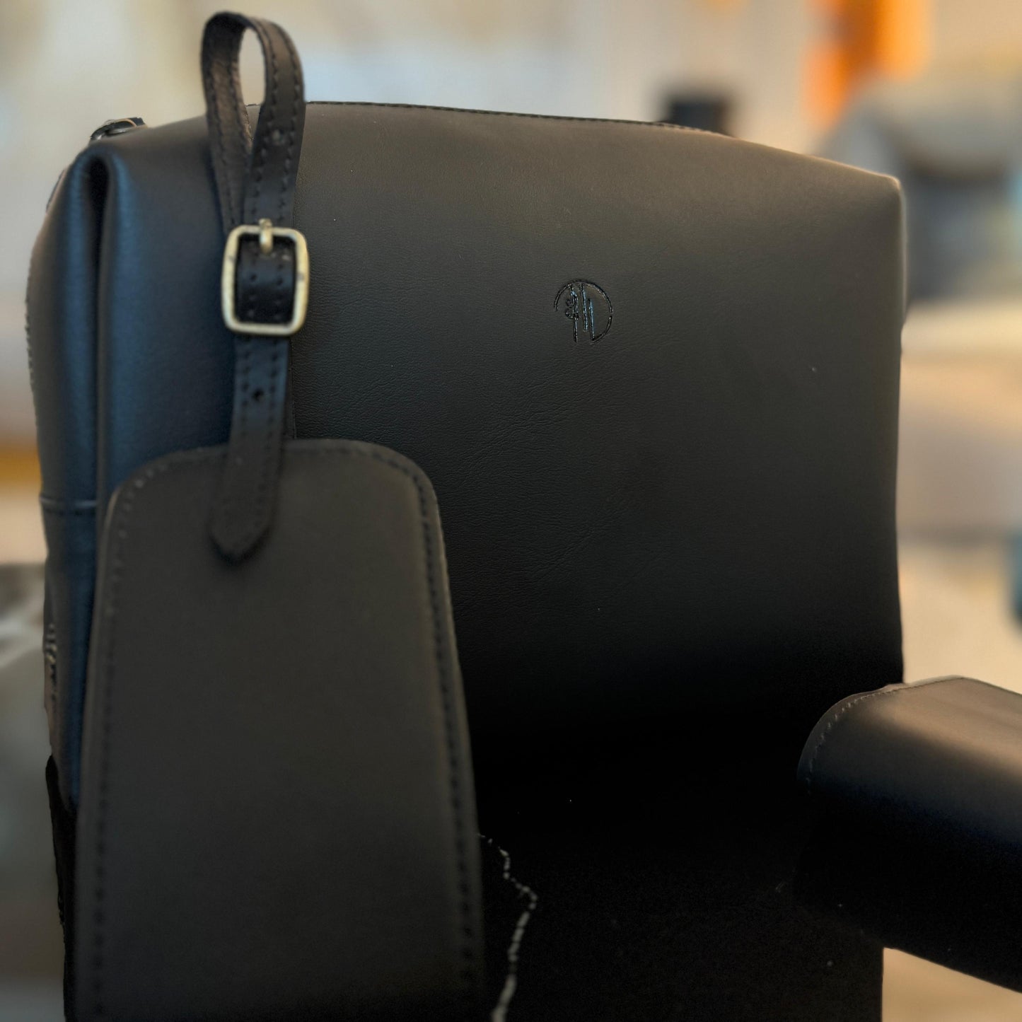 The Black Voyage Premium Leather Gift Set