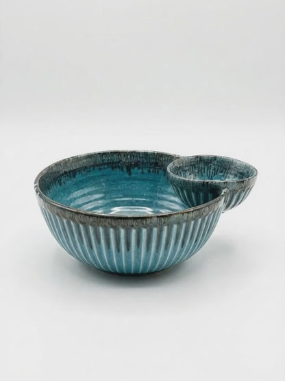 Forest Curve – Handcrafted Ceramic Bowl with Side Dip